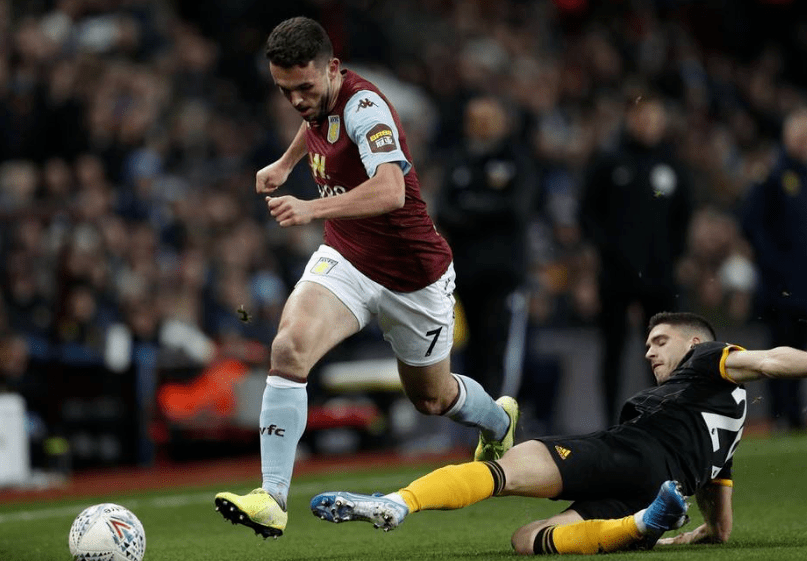 星空体育官方网站-英超倒计时；辽宁本钢赛后止住颓势；细节引发关注；球迷炸锅；更衣室氛围转暖的简单介绍